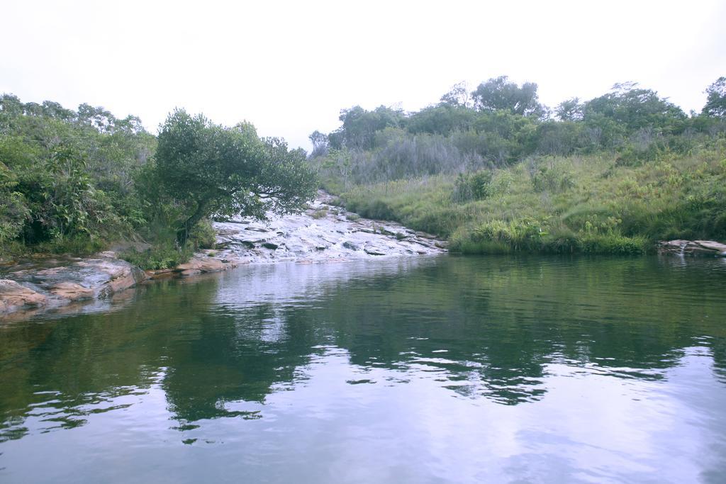 Cataguas Brasil Pousada Карранкас Экстерьер фото